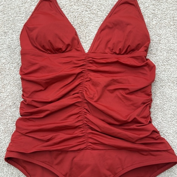 L Space The Nora Ruched Halter Tie Burnt Red/Orange One Piece Swimsuit Size 12 - Picture 4 of 9